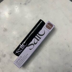 New NWT SAIE Lip Blur Matte Blurring Lipstick NOUVEAU Beauty Makeup Lips 0.09oz‎